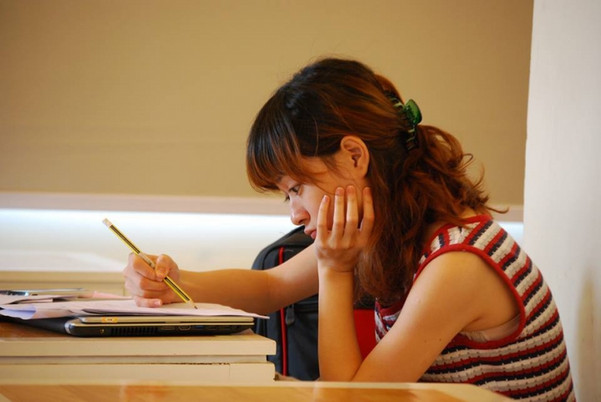 Tổng hợp 6+ kinh nghiệm học giáo trình HSK1 hiệu quả, nhớ lâu