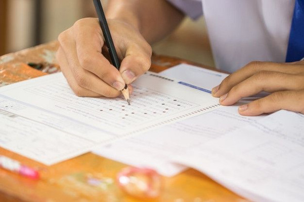 Chạy theo đề thi mà không thực sự hiểu ngôn ngữ khiến việc học từ vựng trở nên kém hiệu quả hơn