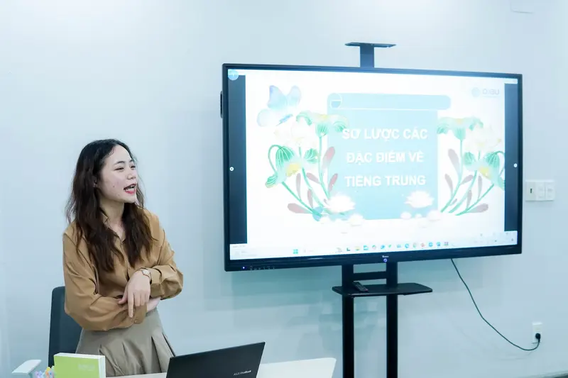 Giáo trình độc bản & giáo án trải nghiệm