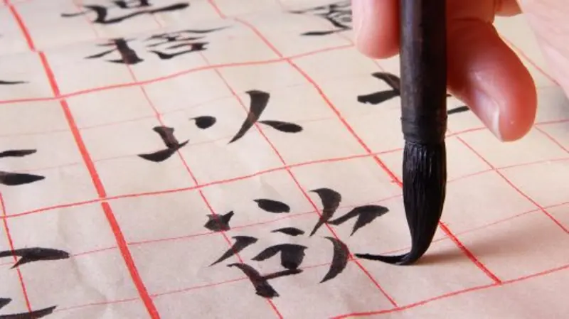 Luyện viết đoạn văn ngắn theo yêu cầu