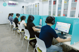 Học Viên tham gia thi thử HSK tại ONBU