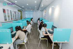 Học Viên tham gia thi thử HSK tại ONBU